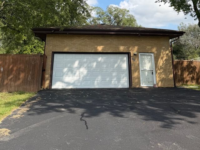 1400 Eunice Avenue, Joliet, IL 60433