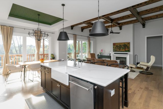 1817 Notting Hill, Chattanooga, TN 37405