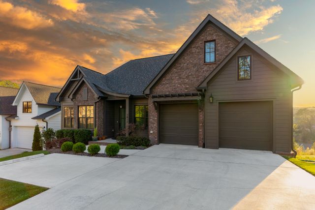 1817 Notting Hill, Chattanooga, TN 37405