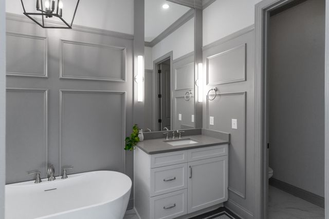 1817 Notting Hill, Chattanooga, TN 37405