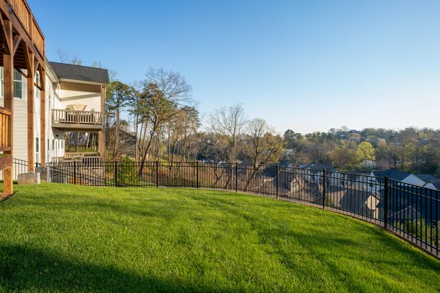 1817 Notting Hill, Chattanooga, TN 37405