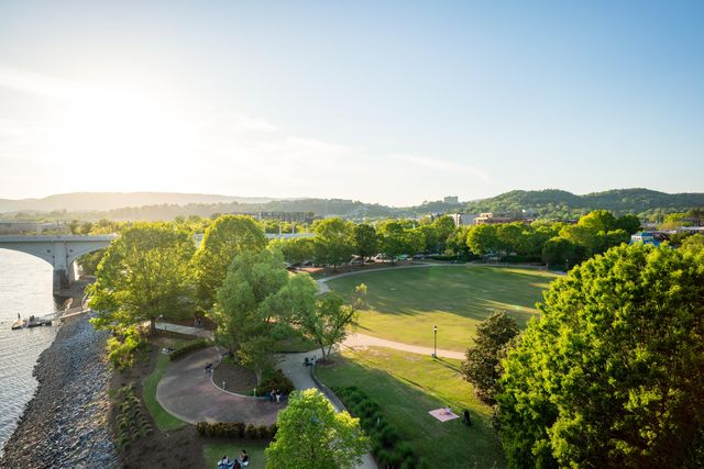 1817 Notting Hill, Chattanooga, TN 37405