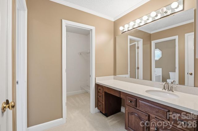 9232 Hemingford Court, Charlotte, NC 28277