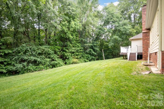 9232 Hemingford Court, Charlotte, NC 28277