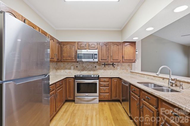 9232 Hemingford Court, Charlotte, NC 28277