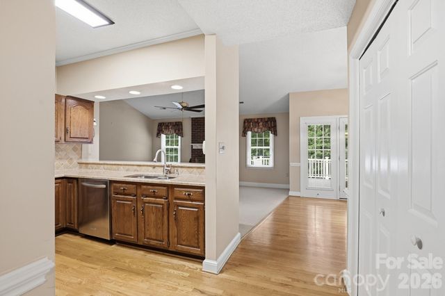 9232 Hemingford Court, Charlotte, NC 28277
