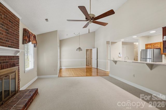 9232 Hemingford Court, Charlotte, NC 28277