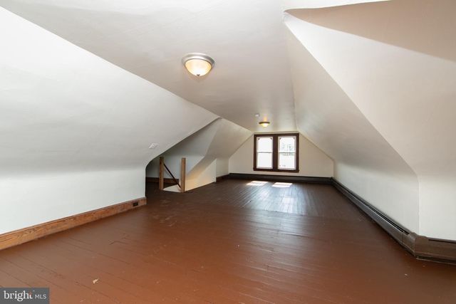 238 S PAVILION AVE, Riverside, NJ 08075
