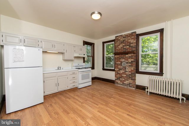 238 S PAVILION AVE, Riverside, NJ 08075