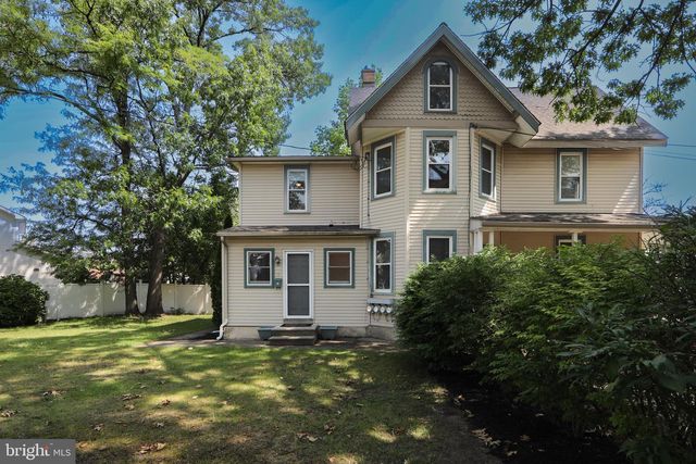238 S PAVILION AVE, Riverside, NJ 08075