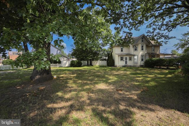 238 S PAVILION AVE, Riverside, NJ 08075