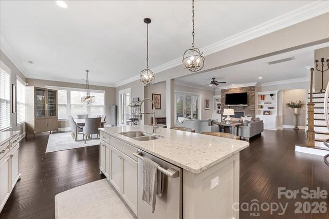 124 Highclere Drive, Waxhaw, NC 28173