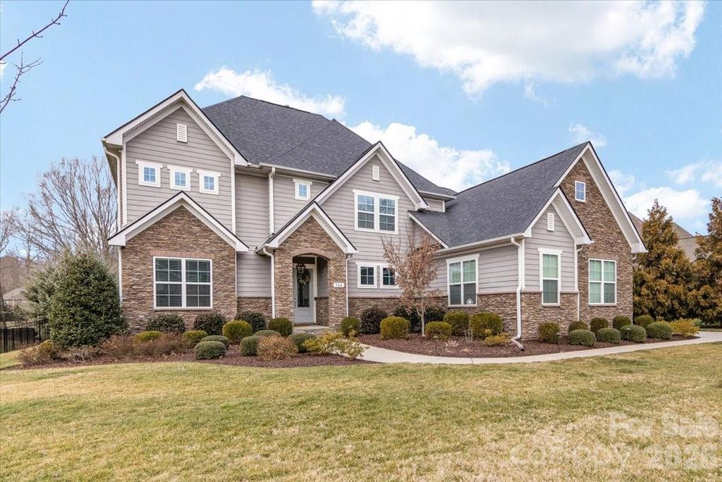 124 Highclere Drive, Waxhaw, NC 28173