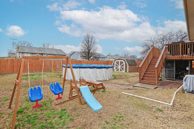 713 High Plains Cir, Maize, KS 67101