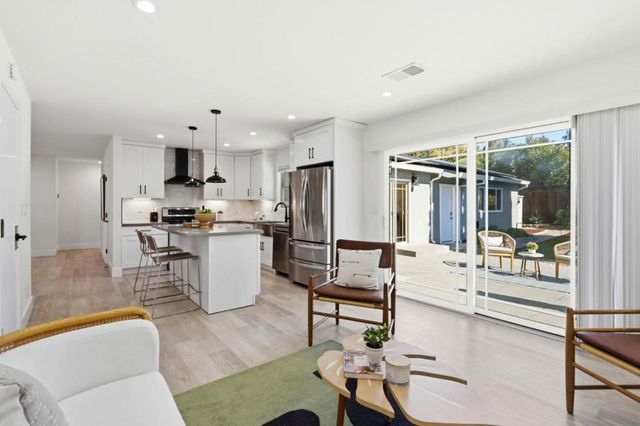 1122 Lynhurst Way, San Jose, CA 95118