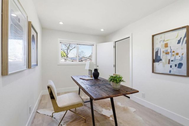 1122 Lynhurst Way, San Jose, CA 95118