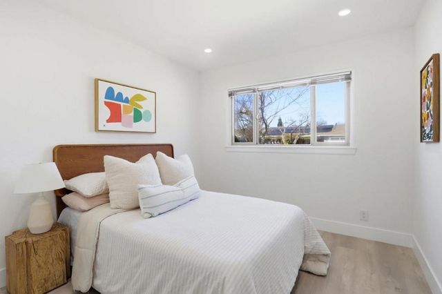 1122 Lynhurst Way, San Jose, CA 95118