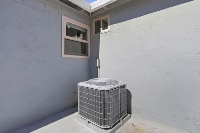 1122 Lynhurst Way, San Jose, CA 95118