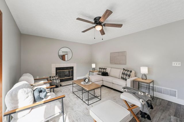 3139 Highland Park Drive, Pickerington, OH 43147