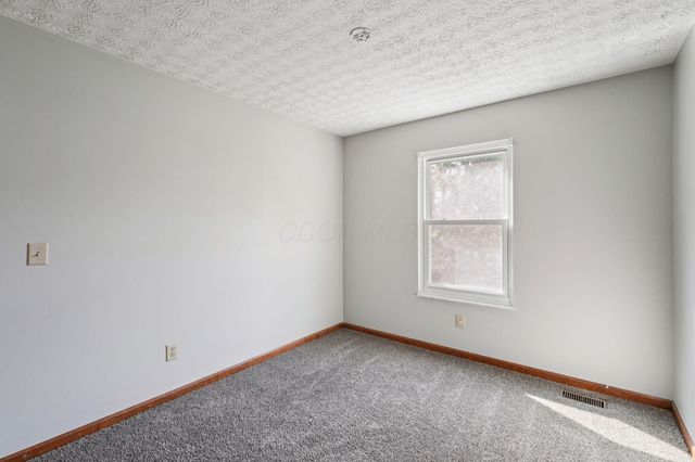 3139 Highland Park Drive, Pickerington, OH 43147