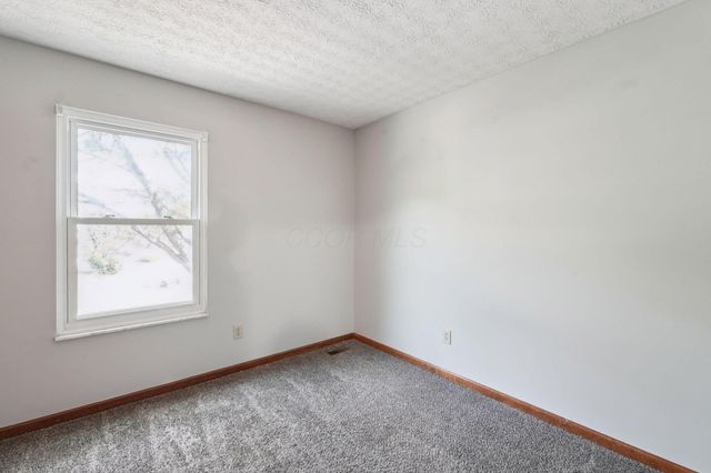 3139 Highland Park Drive, Pickerington, OH 43147