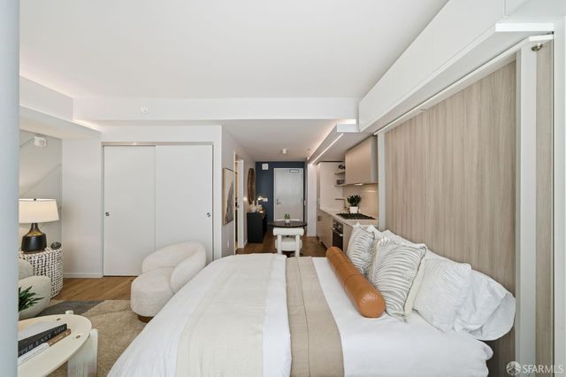 400 Grove Street 205, San Francisco, CA 94102