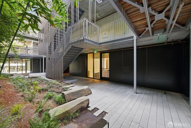 400 Grove Street 205, San Francisco, CA 94102