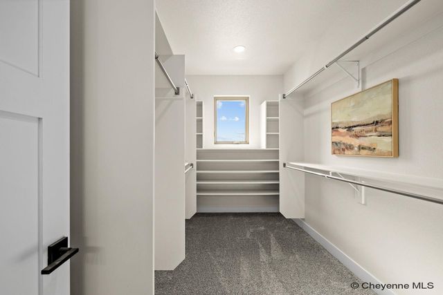 4081 SADDLEBACK LN, Cheyenne, WY 82009