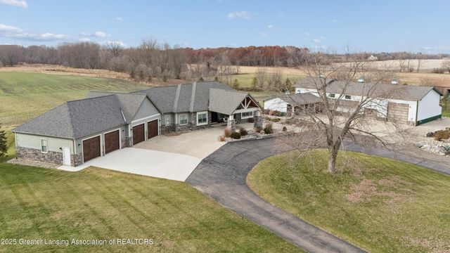 9285 Guinea Road, Grand Ledge, MI 48837