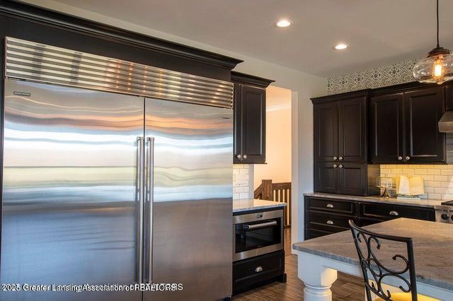 9285 Guinea Road, Grand Ledge, MI 48837