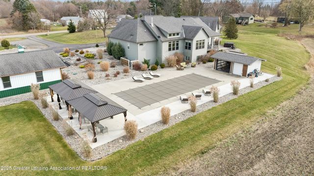 9285 Guinea Road, Grand Ledge, MI 48837