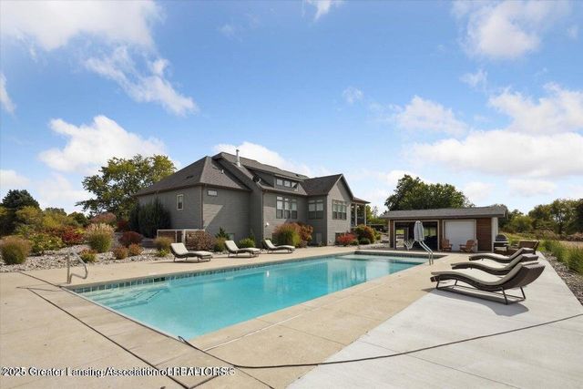 9285 Guinea Road, Grand Ledge, MI 48837