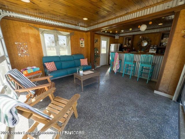 9285 Guinea Road, Grand Ledge, MI 48837