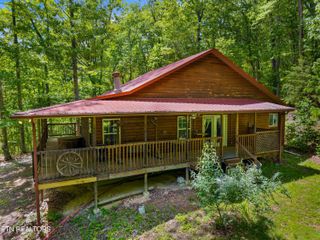 236 Beech St, Sneedville, TN 37869