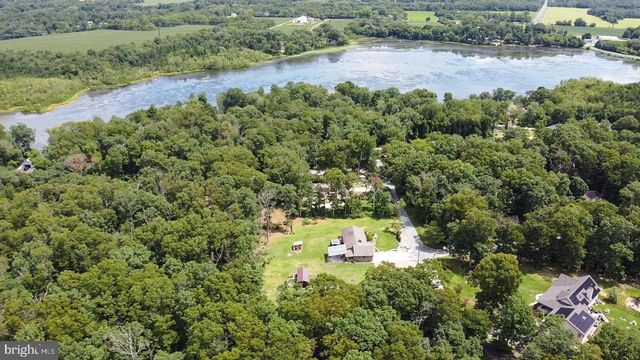 32 RICHARDS DR, Pittsgrove, NJ 08318