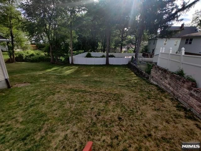 282 N Prospect Avenue, Bergenfield, NJ 07621