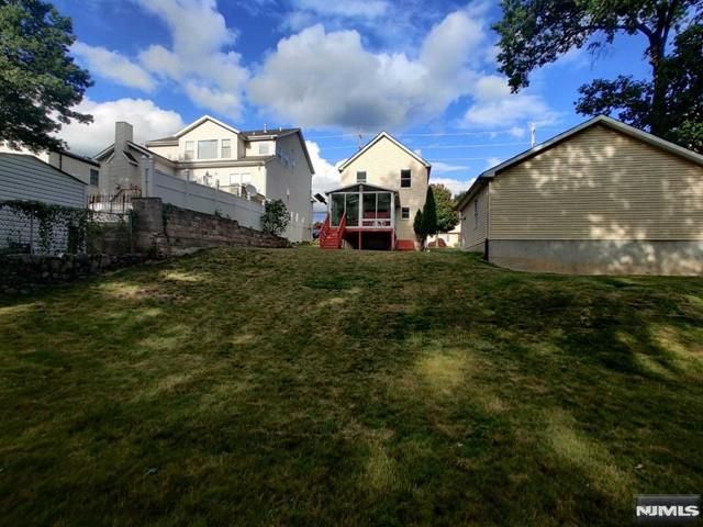 282 N Prospect Avenue, Bergenfield, NJ 07621