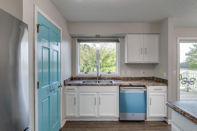 25595 County Road 388, Pine Grove Twp, MI 49055