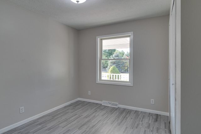 25595 County Road 388, Pine Grove Twp, MI 49055
