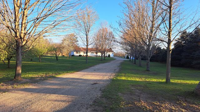 25595 County Road 388, Pine Grove Twp, MI 49055