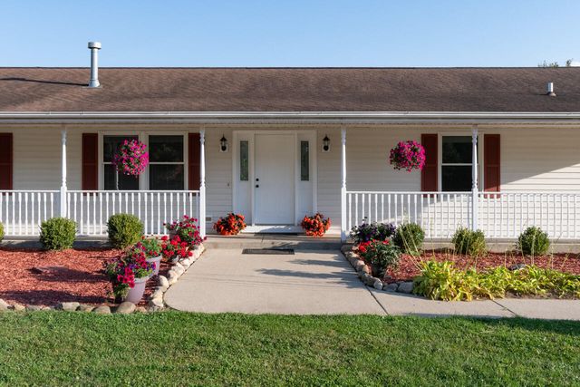 25595 County Road 388, Pine Grove Twp, MI 49055