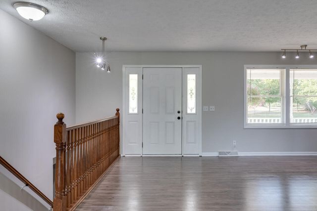 25595 County Road 388, Pine Grove Twp, MI 49055