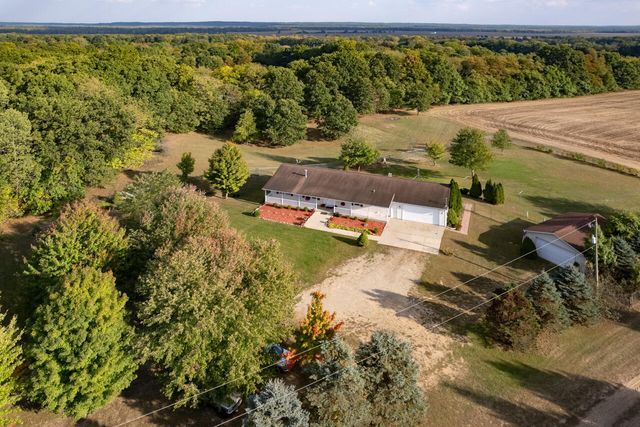 25595 County Road 388, Pine Grove Twp, MI 49055