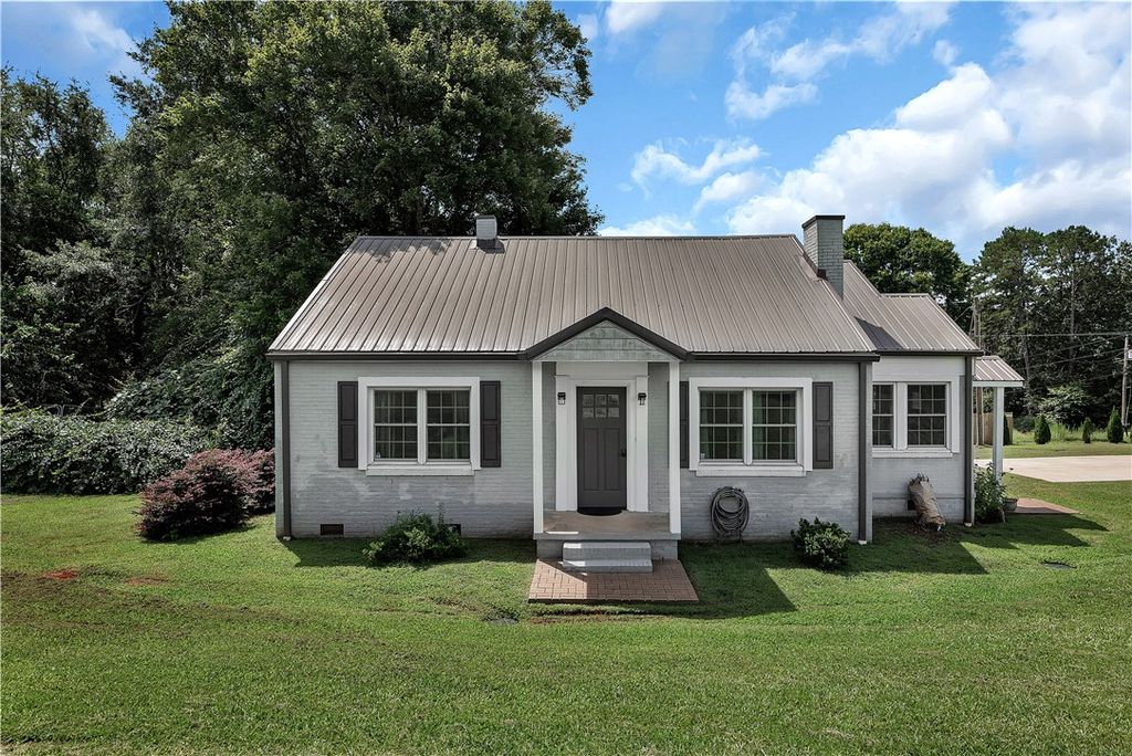 3076 Brookfield Drive, Seneca, SC 29672
