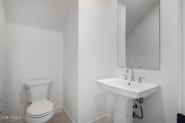 2121 W Sonoran Desert Drive Apt 5, Phoenix, AZ 85085