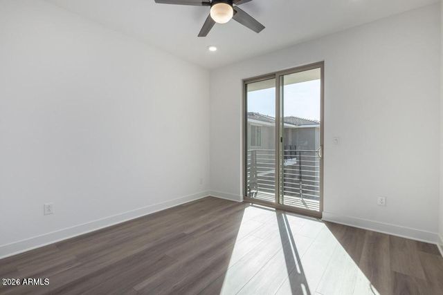 2121 W Sonoran Desert Drive Apt 5, Phoenix, AZ 85085