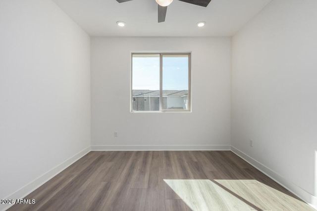 2121 W Sonoran Desert Drive Apt 5, Phoenix, AZ 85085