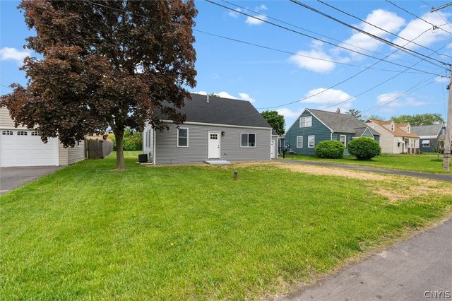 19 Grover Street, Dewitt, NY 13057