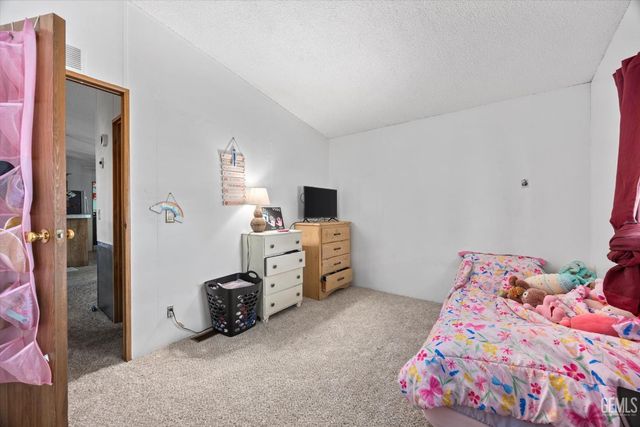 1301 Taft Highway 166, Bakersfield, CA 93307