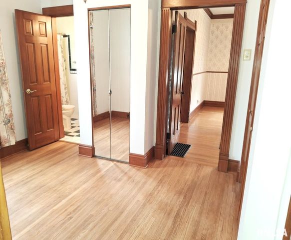 471 N 7TH Avenue, Canton, IL 61520